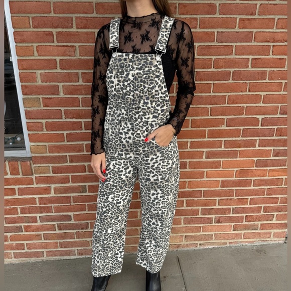 Aaron and Amber Wildside Overalls Jumpsuit Barrel Leg Leopard Print Pants - Picture 8 of 13